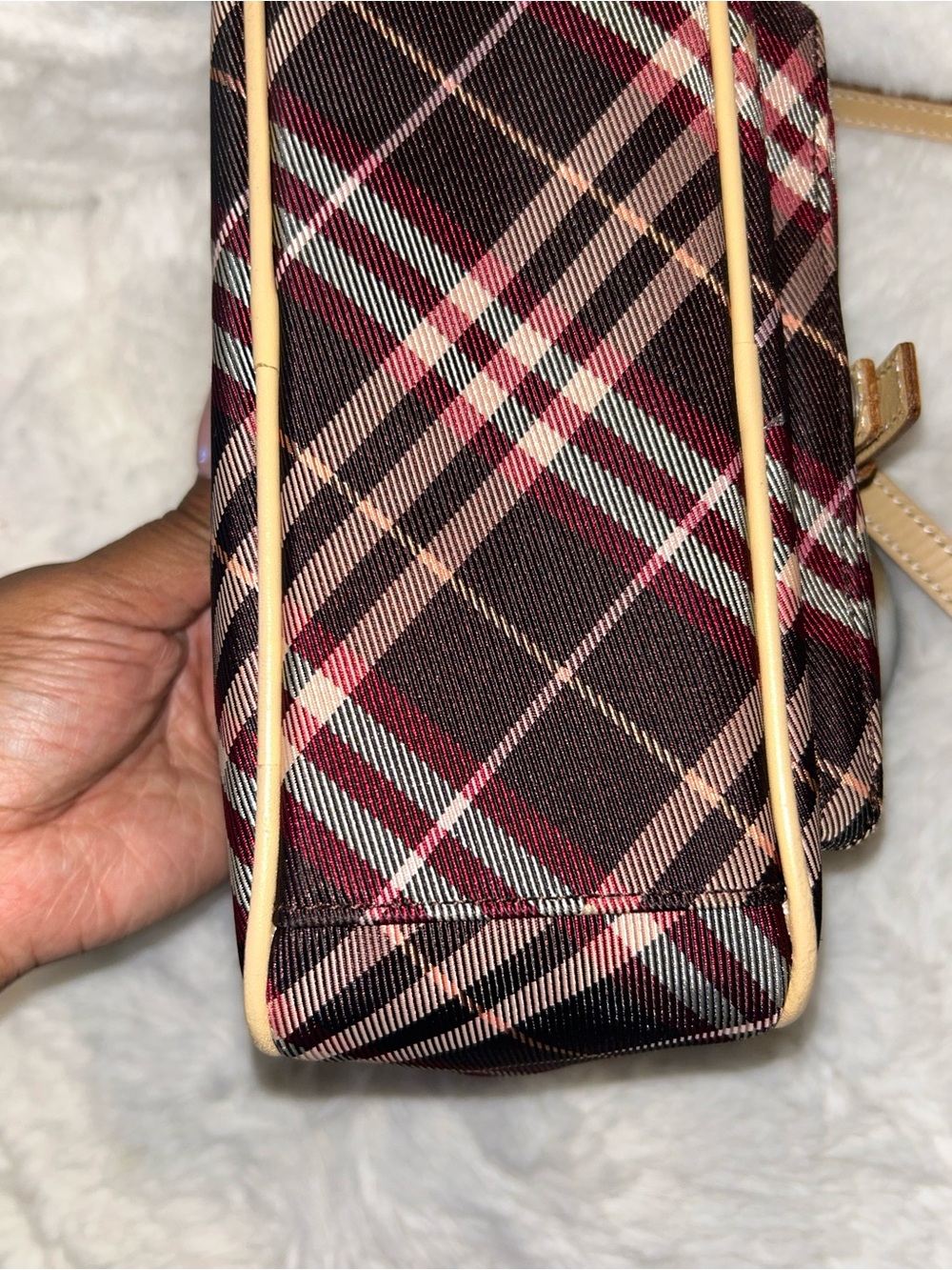 Burberry Plaid Crossbody Bag- BEAUTIFUL CONDITION - Picture 9 of 16